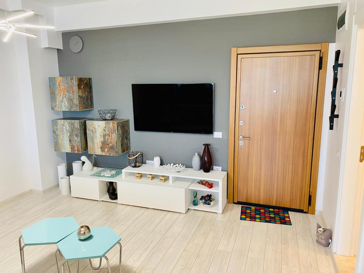Beach Vibe Apartments Solid Residence Mamaia Buitenkant foto